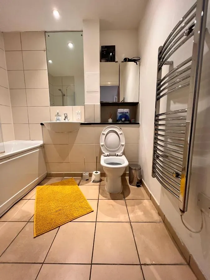 Stratford Bow London Apartment 0*,